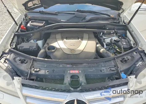 2011 Mercedes-Benz Gl 550 4Matic z USA, uszkodzony, nr VIN 4JGBF8GE7BA745294